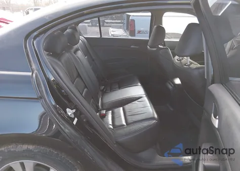 2011 Honda Accord 2.4 Se from USA, damaged, VIN 1HGCP2F69BA116747